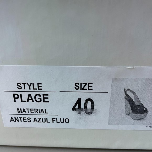 $220 Bettye Muller plage wedge sandal blue - Picture 10 of 11